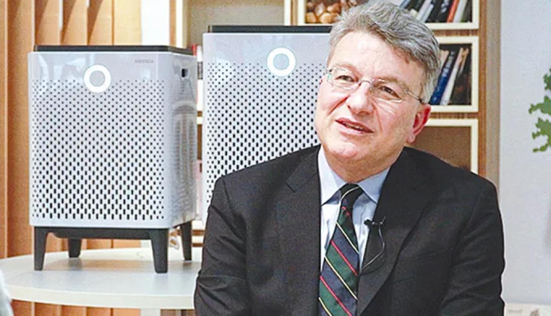 Πέτρος Κουτράκης