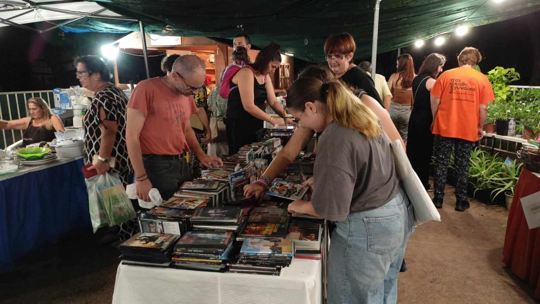 Παζάρι “Δεύτερο Χέρι - Χέρι Βοήθειας”