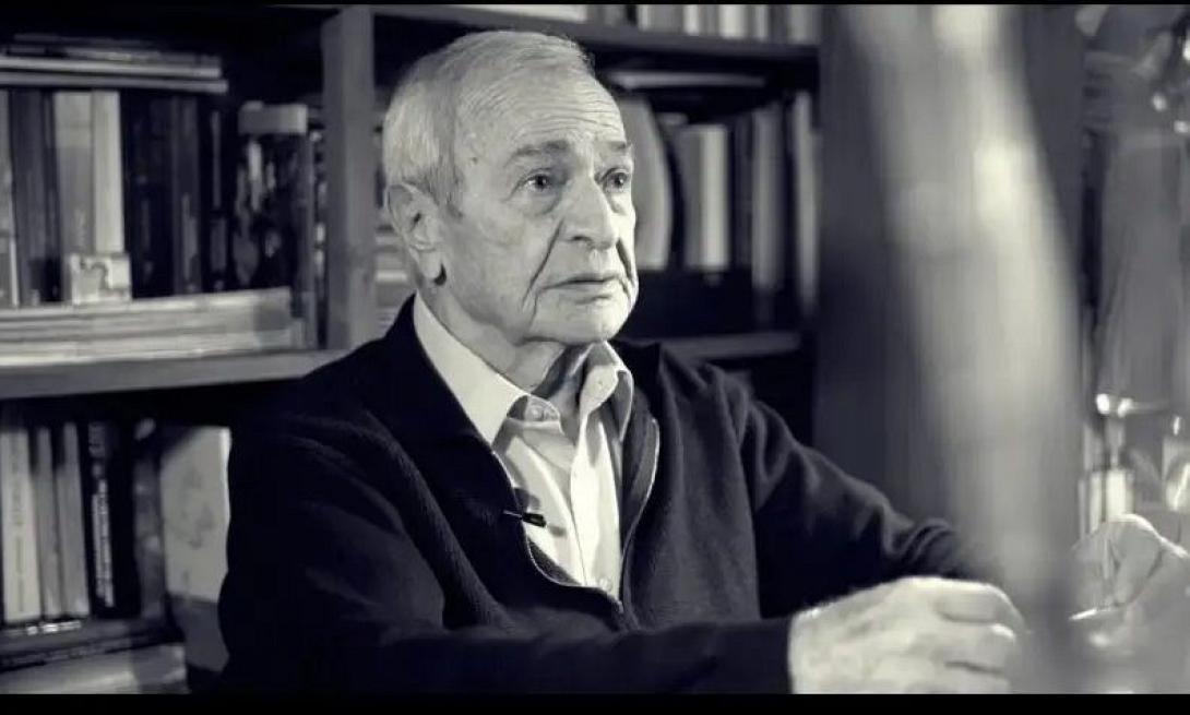 μανολης παπαστεφανάκης