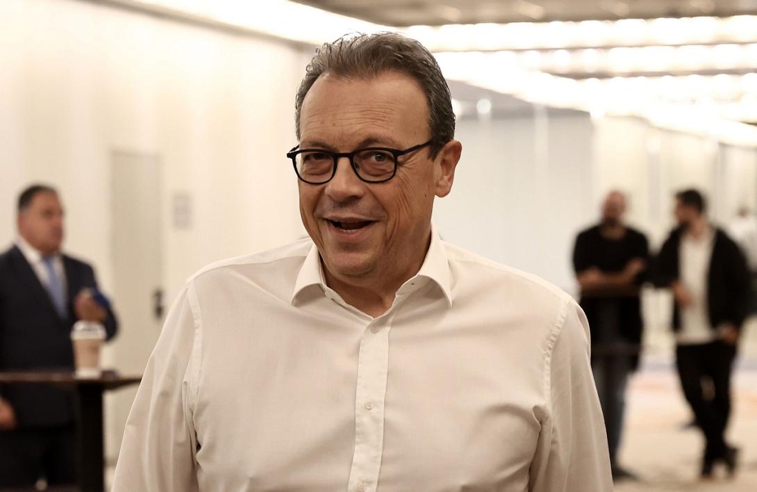 σωκράτης φάμελλος