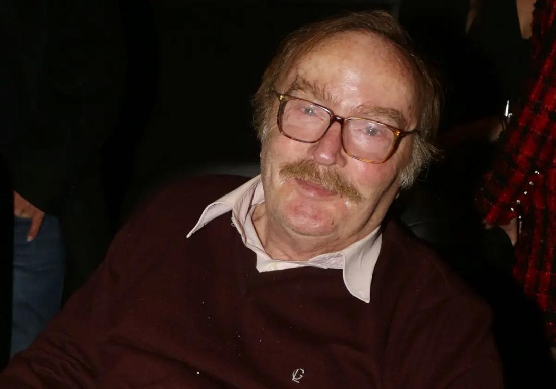 ντινος καρυδης