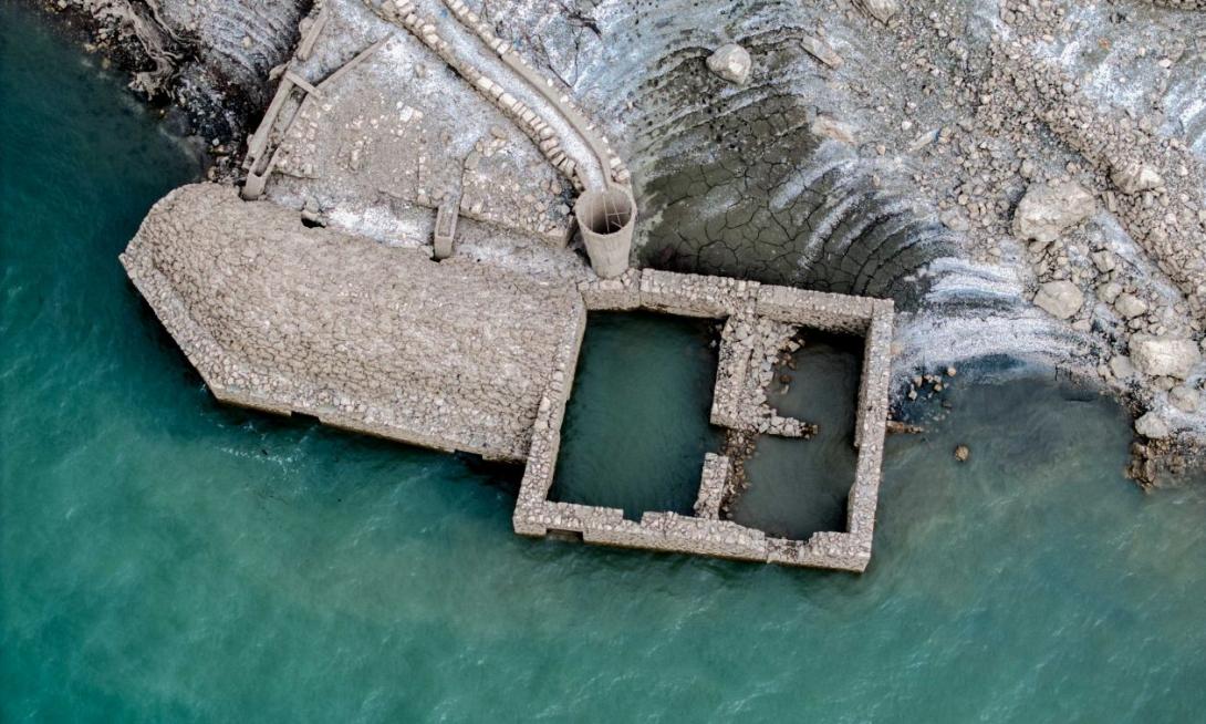 Λίμνη μόρνου