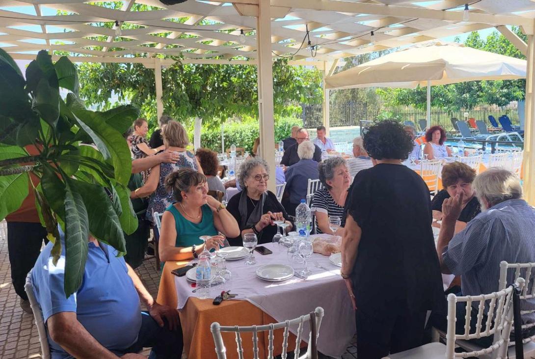 ΠΟΜΠΙΑ ΕΠΑΝΕΝΩΣΗ 