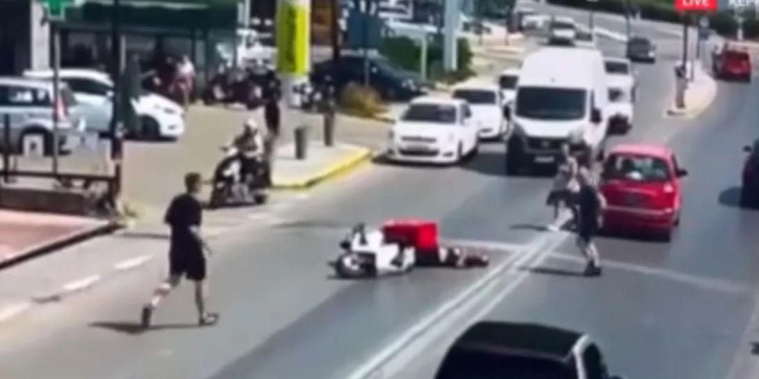 τουριστας κέρκυρα