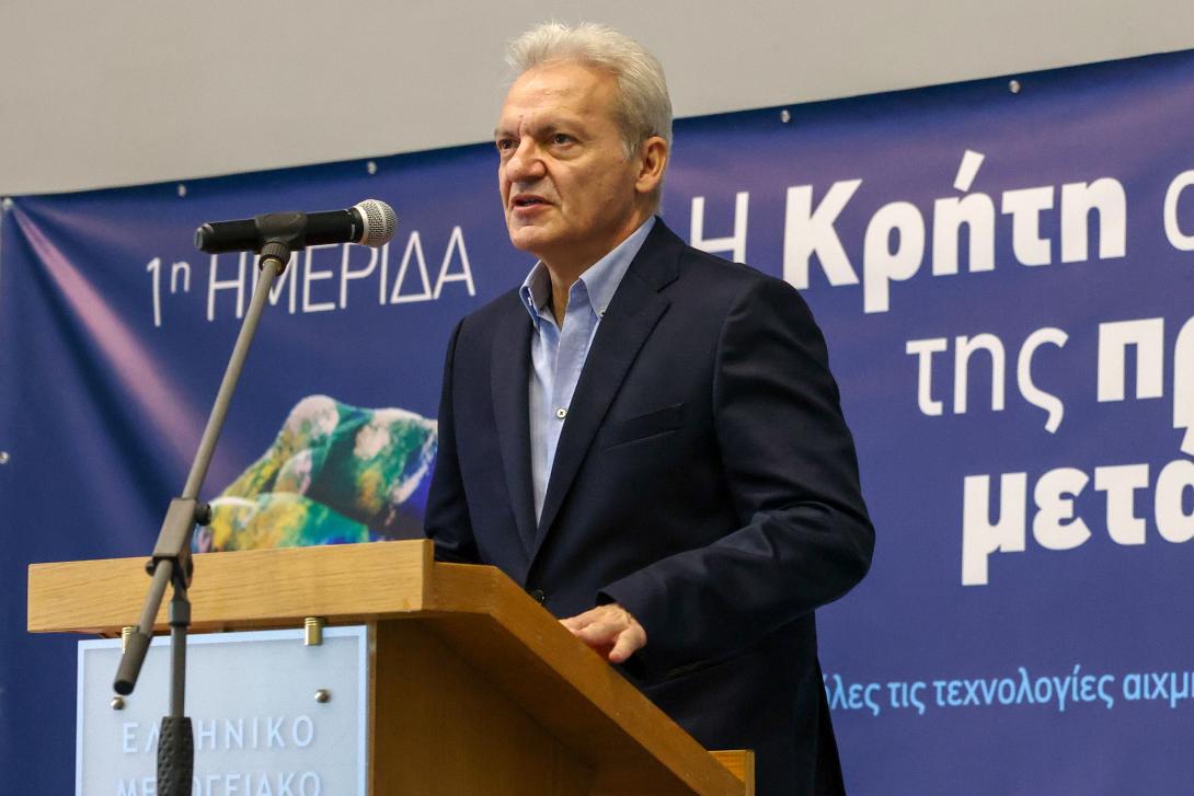 Αλέξης Καλοκαιρινός