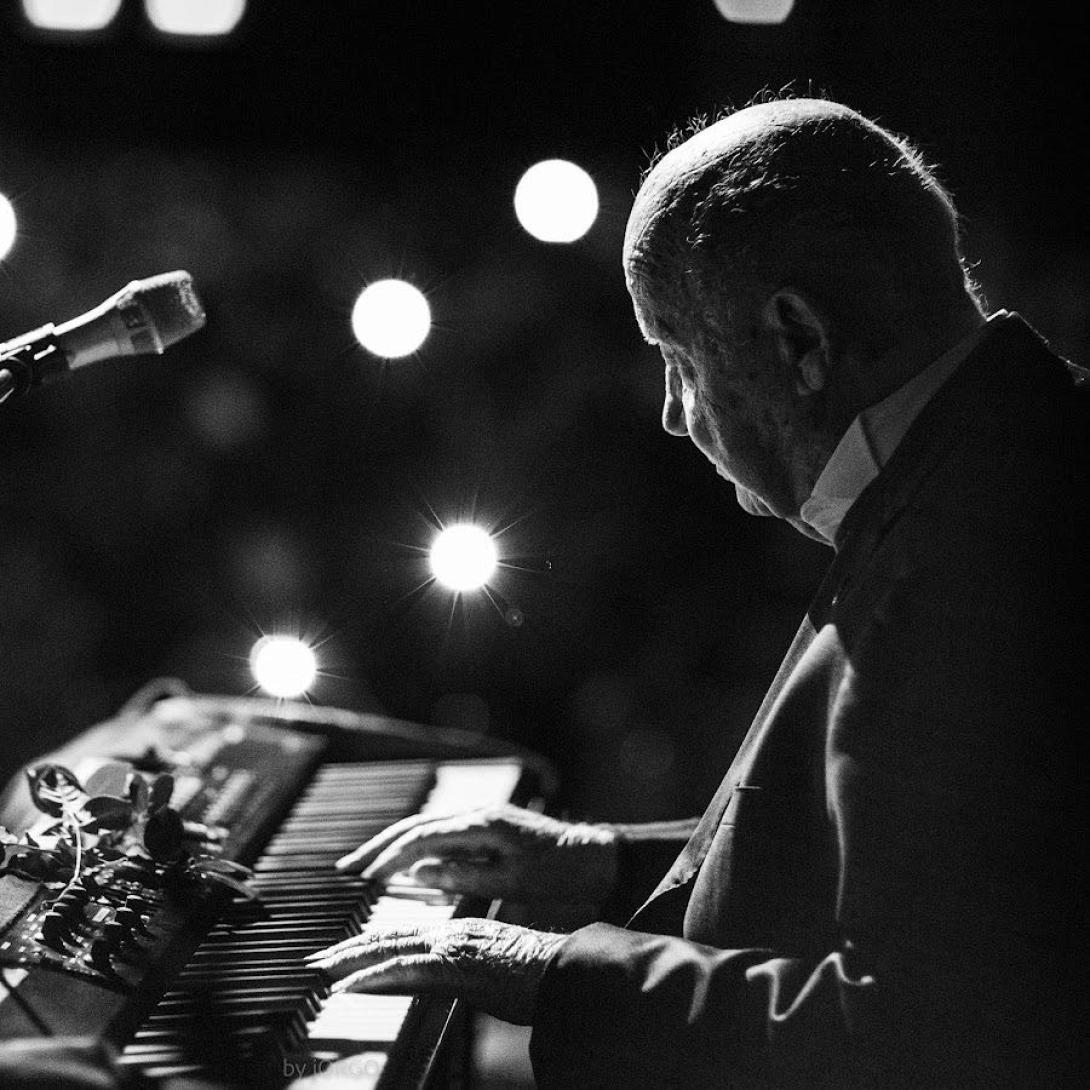 μίμης πλέσσας