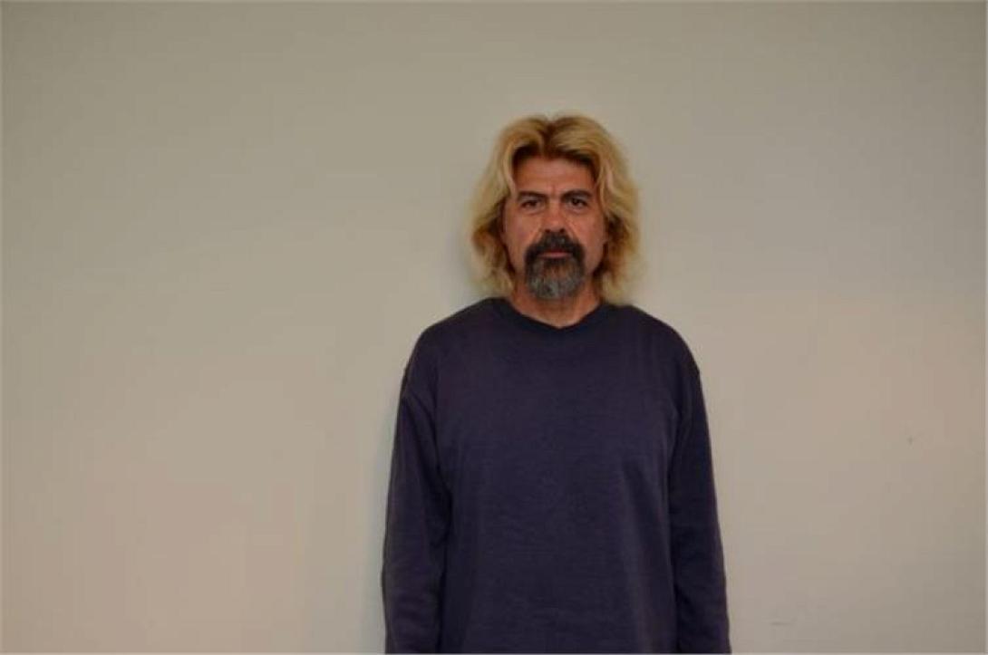 Στην Ευελπίδων αυτή την ώρα ο Ξηρός που δήλωσε ότι δεν μιλά με νενέκους