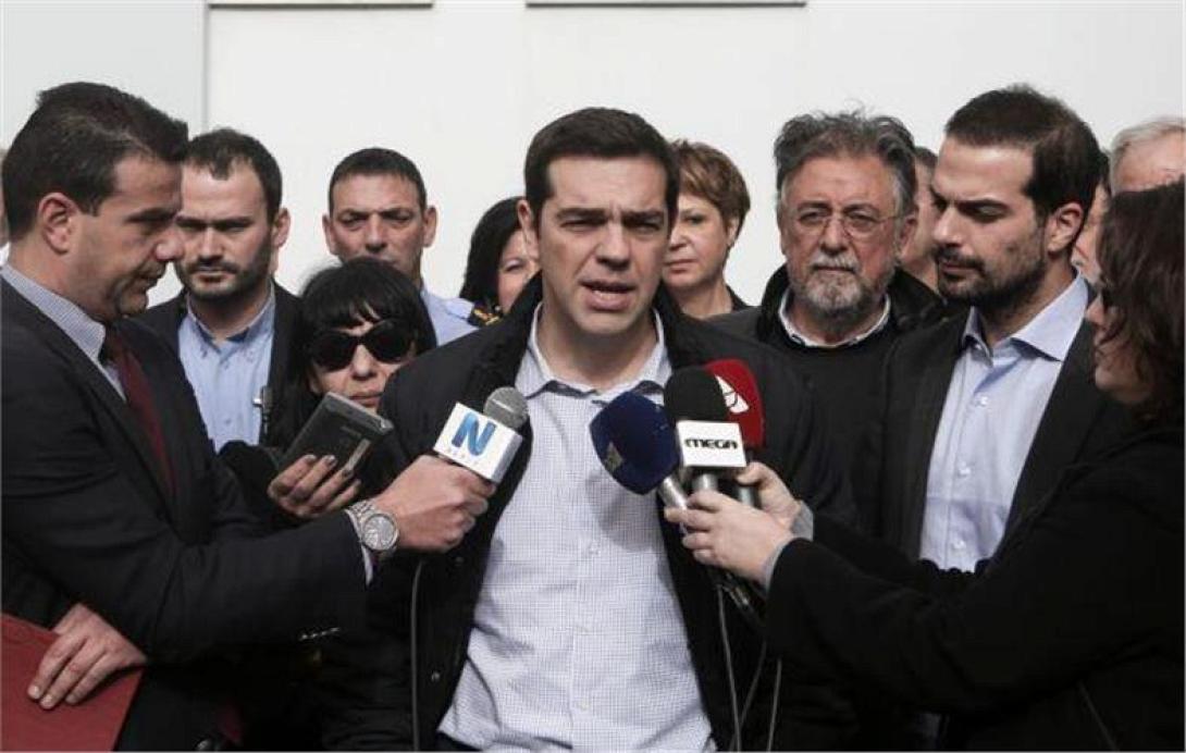 Αλ.Τσίπρας για καταστροφές: Διασφαλίζουμε ότι δεν θα κινδυνέψει καμία ζωή