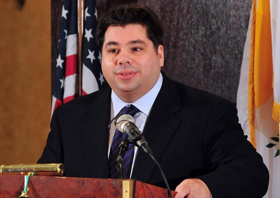 Τζορτζ Τζέιμς Τσούνης