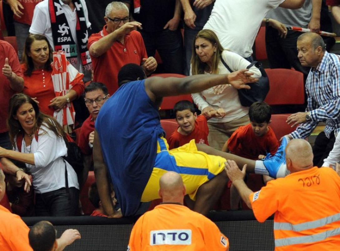 Επιτέθηκε σε οπαδούς ο Σχορτσανίτης!