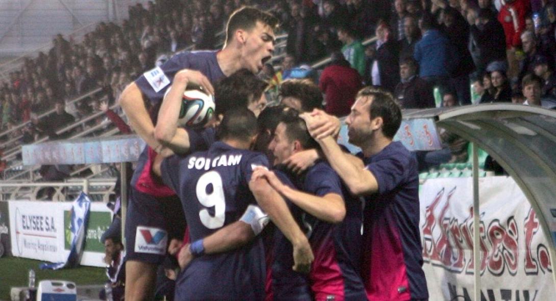 Η Ξάνθη κέρδισε 2-1 τον Ολυμπιακό Βόλου και έμεινε στη Σουπερ Λιγκ