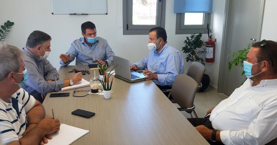 Ο Βασίλης Κεγκέρογλου στο Δήμο Χερσονήσου