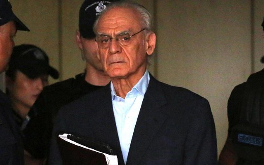 Ο Τσοχατζόπουλος ζητά την αποφυλάκιση της κόρης του