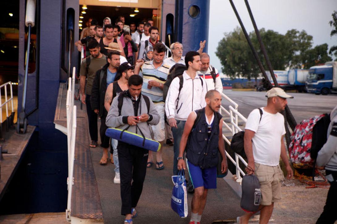 μεταναστες