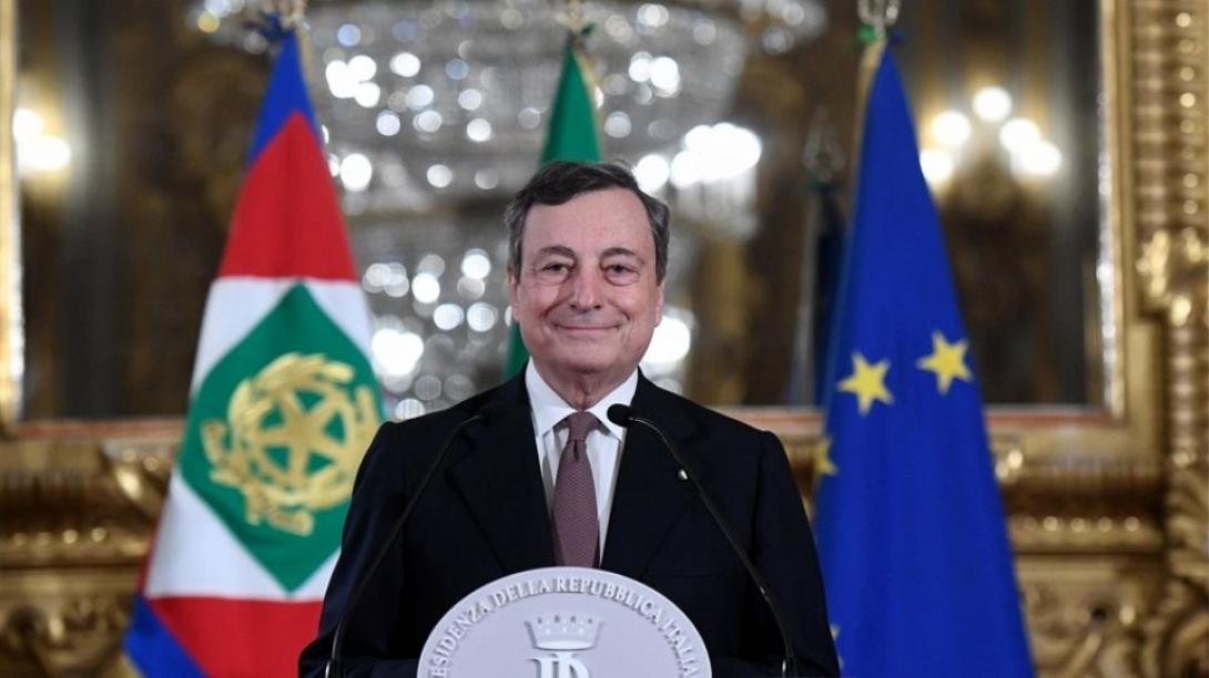 Μάριο Ντράγκι