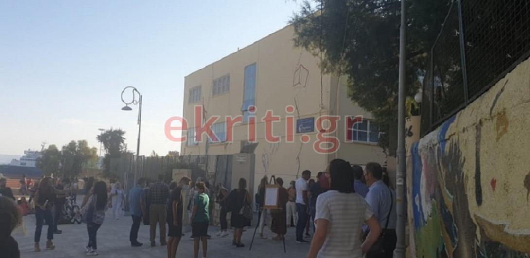 Πρώτο κουδούνι με μέτρα 