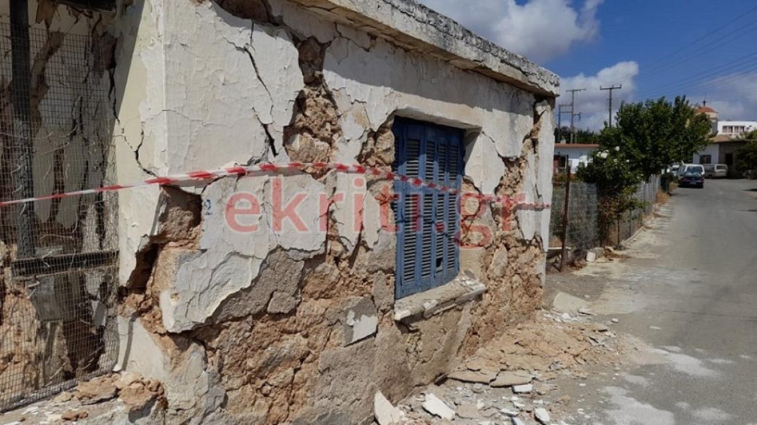 Καταστροφές σε κατοικίες