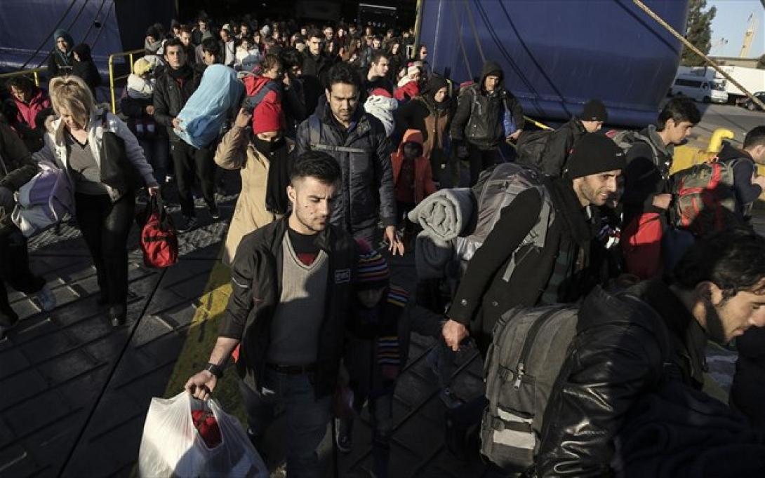 προσφυγες,πειραιας