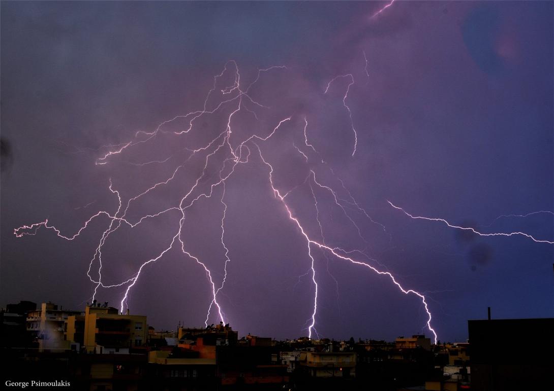 κεραυνοι κακοκαιρια ηρακλειο.jpg