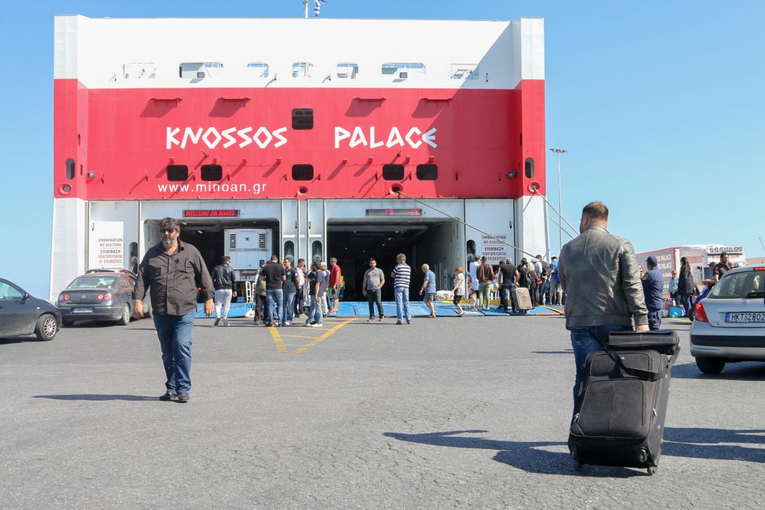 πλοιο λιμανι