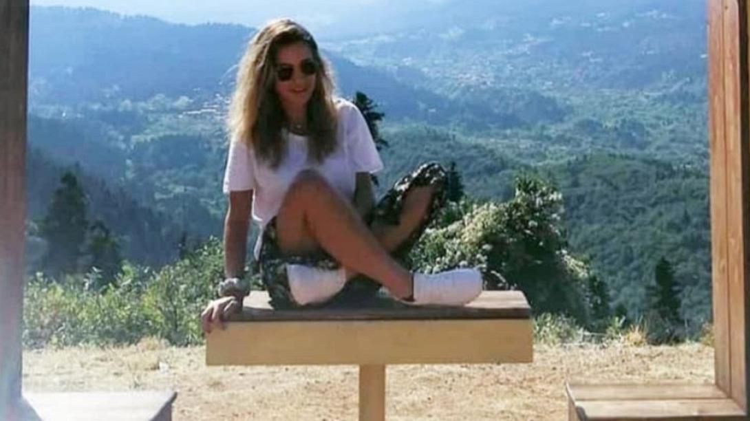 26χρονη Γαρυφαλλιά