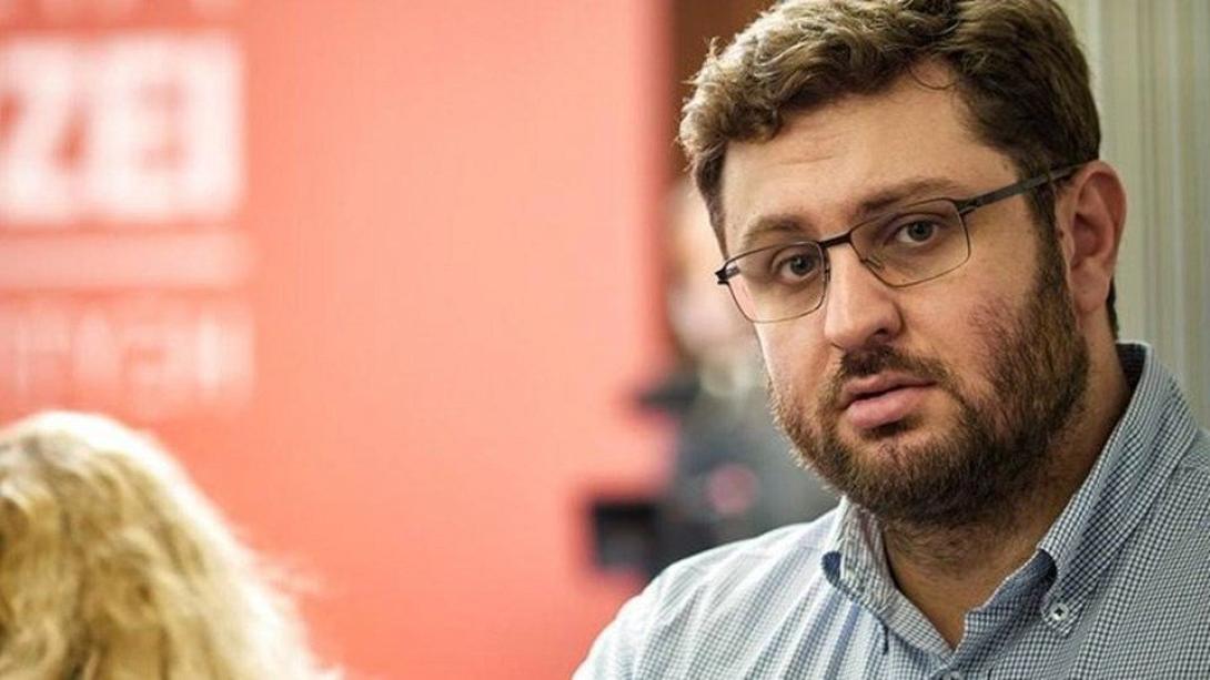 κώστας ζαχαριάδης