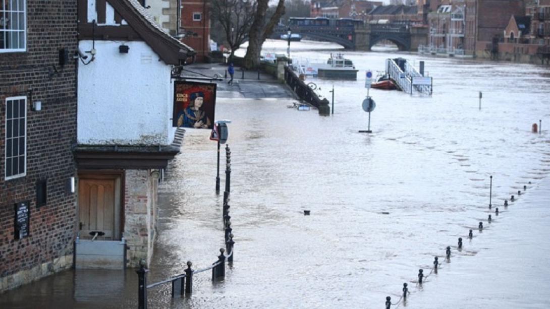 καταιγίδα Κιάρα