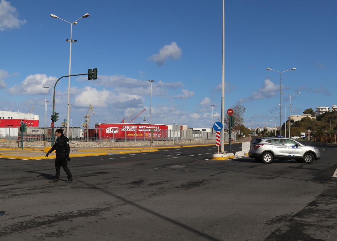 λιμανι κυκλοφορια.jpg