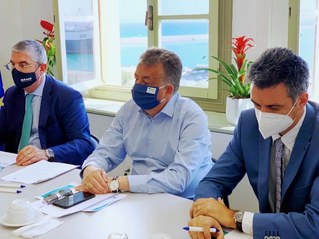 Υφυπουργός - Γενικός Γραμματέας - Περιφερειάρχης