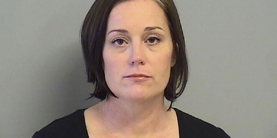  δασκάλα λυκείου στην Οκλαχόμα των ΗΠΑ.jpg