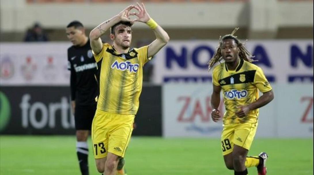 Συγχαρητήρια Ουζουνίδη στους παίκτες του