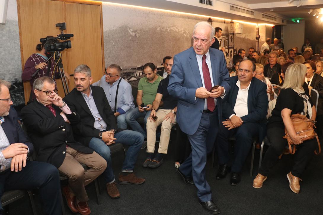 λαμπρινος παραταξη.jpg