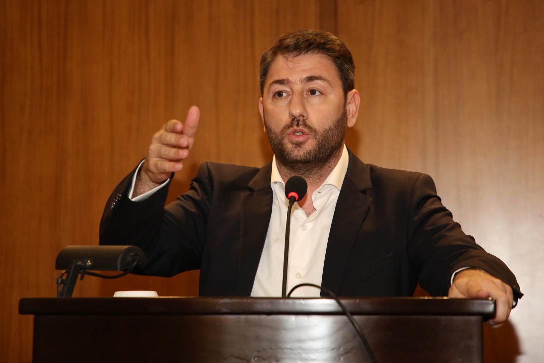 νικος ανδρουλακης.jpg