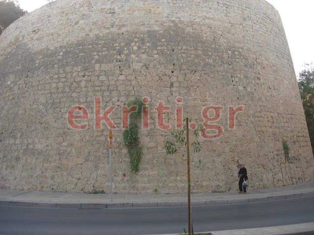 τείχη κόρακα