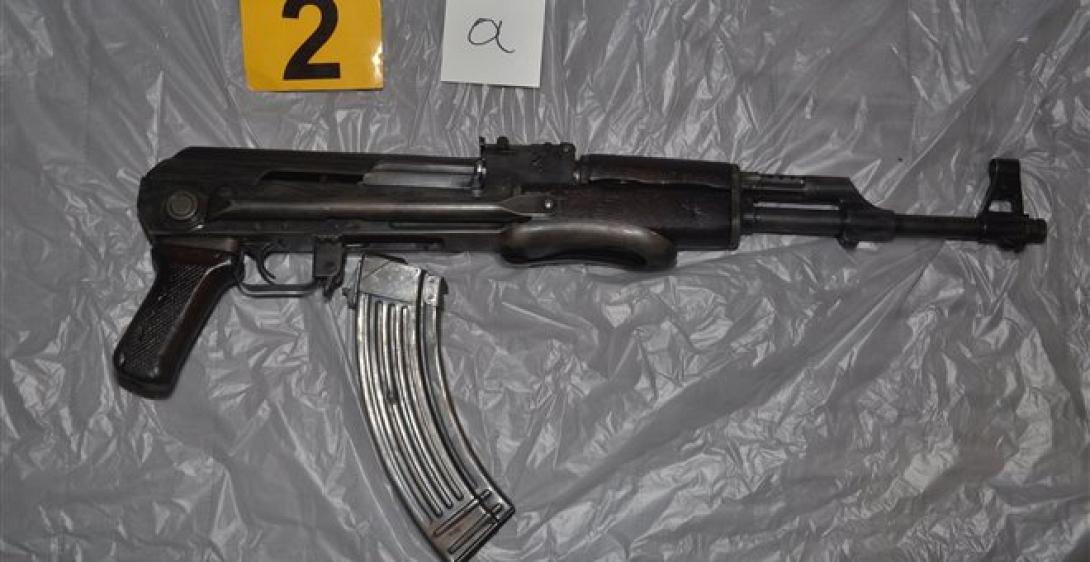 Τι βρέθηκε στις έρευνες της Αντιτρομοκρατικής σε Αθήνα και Θεσσαλονίκη (φωτογραφίες)