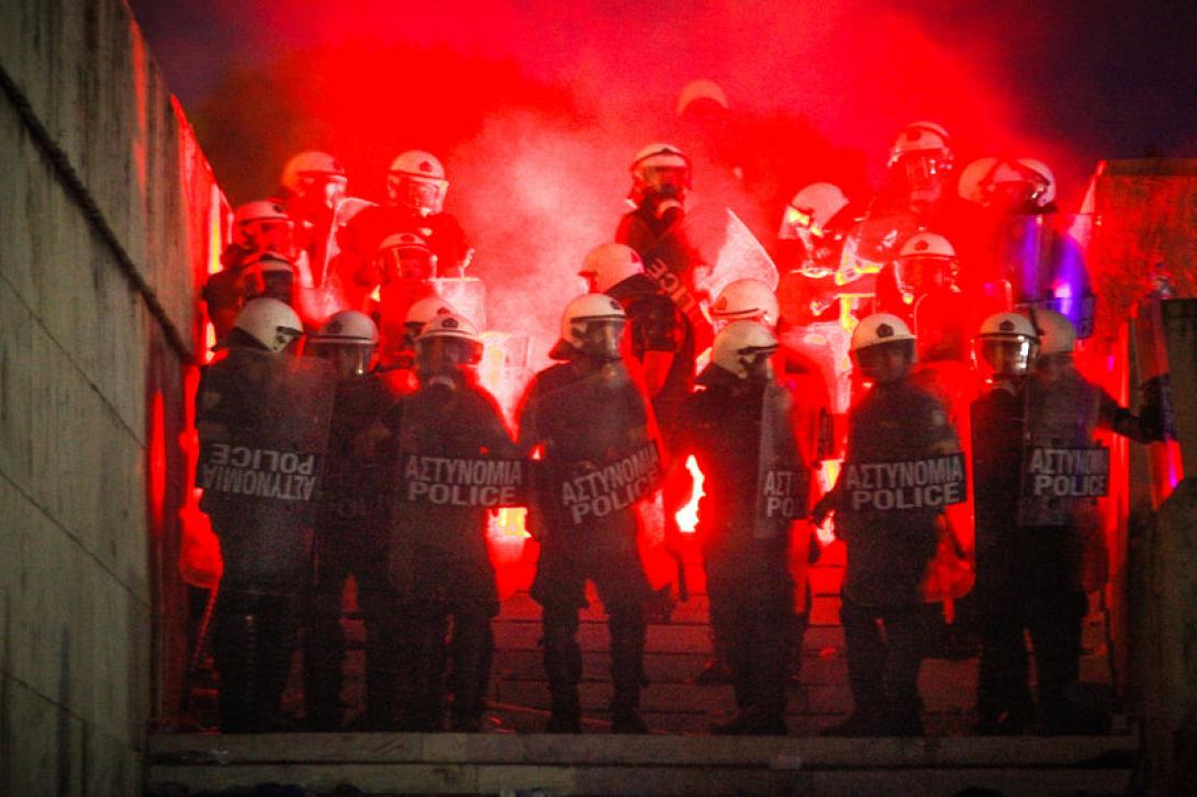 ΒΟΥΛΗ ΜΑΤ.jpg