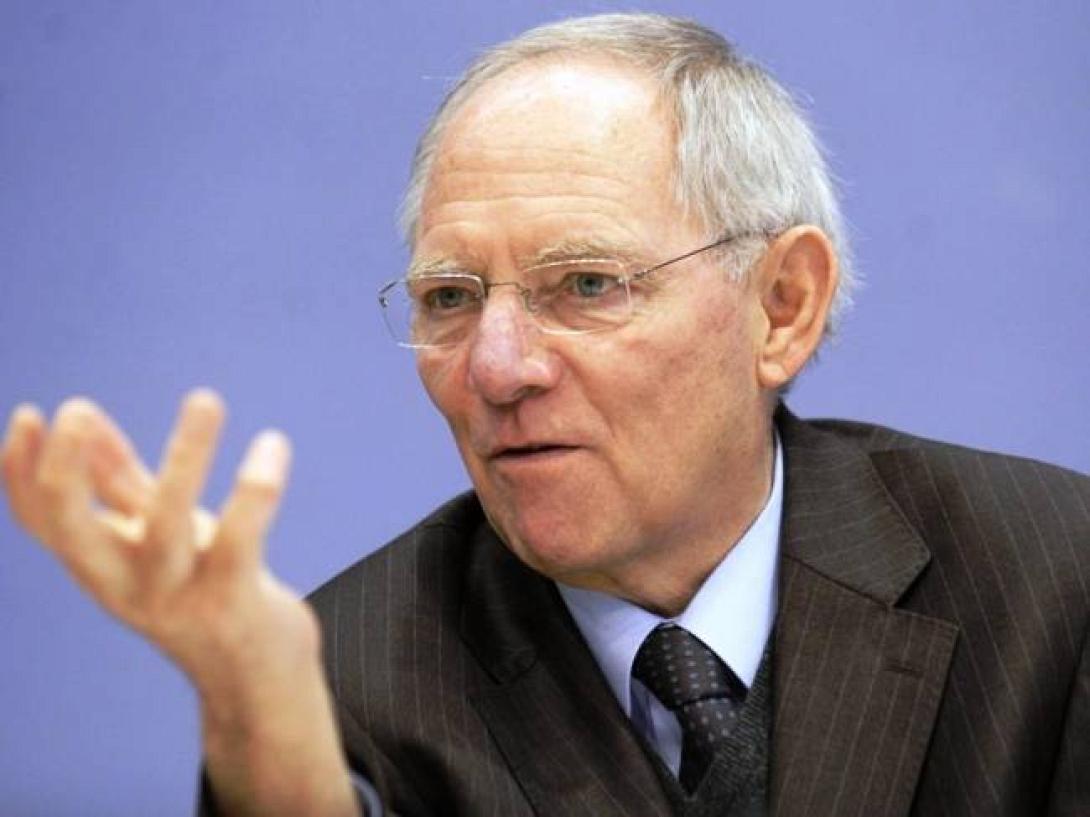 Β.Σόιμπλε: Υπερβολική η ρευστότητα από την ΕΚΤ - Άκαιρο να συζητάμε νέα βοήθεια προς την Ελλάδα