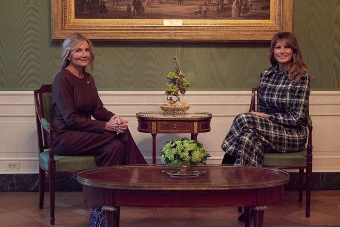 Το δημόσιο «ευχαριστώ» της Μαρέβας Μητσοτάκη στη Μελάνια Τραμπ.jpg