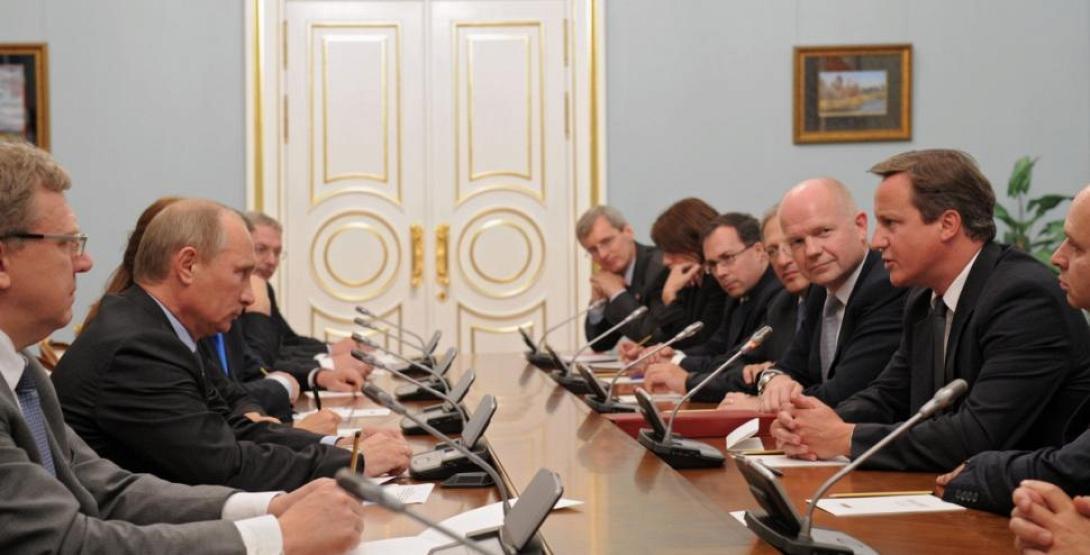 Κάμερον: Nα εναντιωθεί η Ευρώπη στον Πούτιν