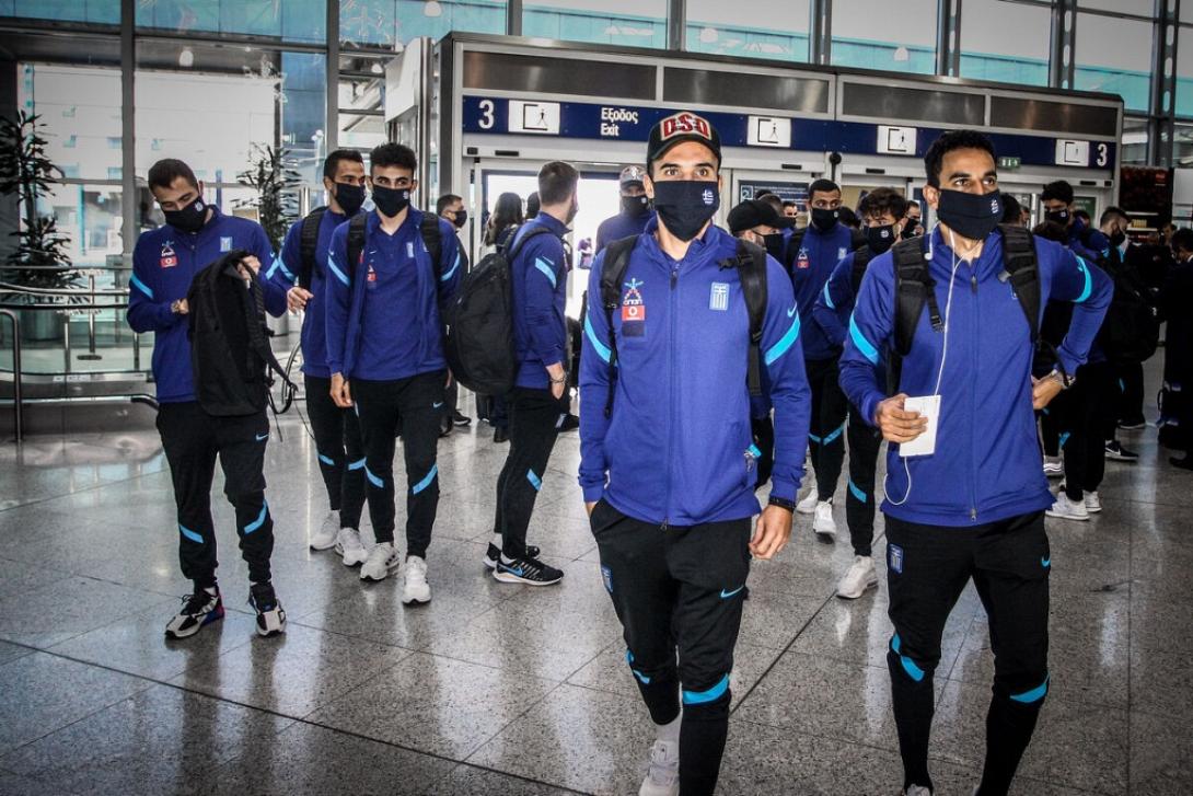 εθνικη ομάδα αναχώρηση