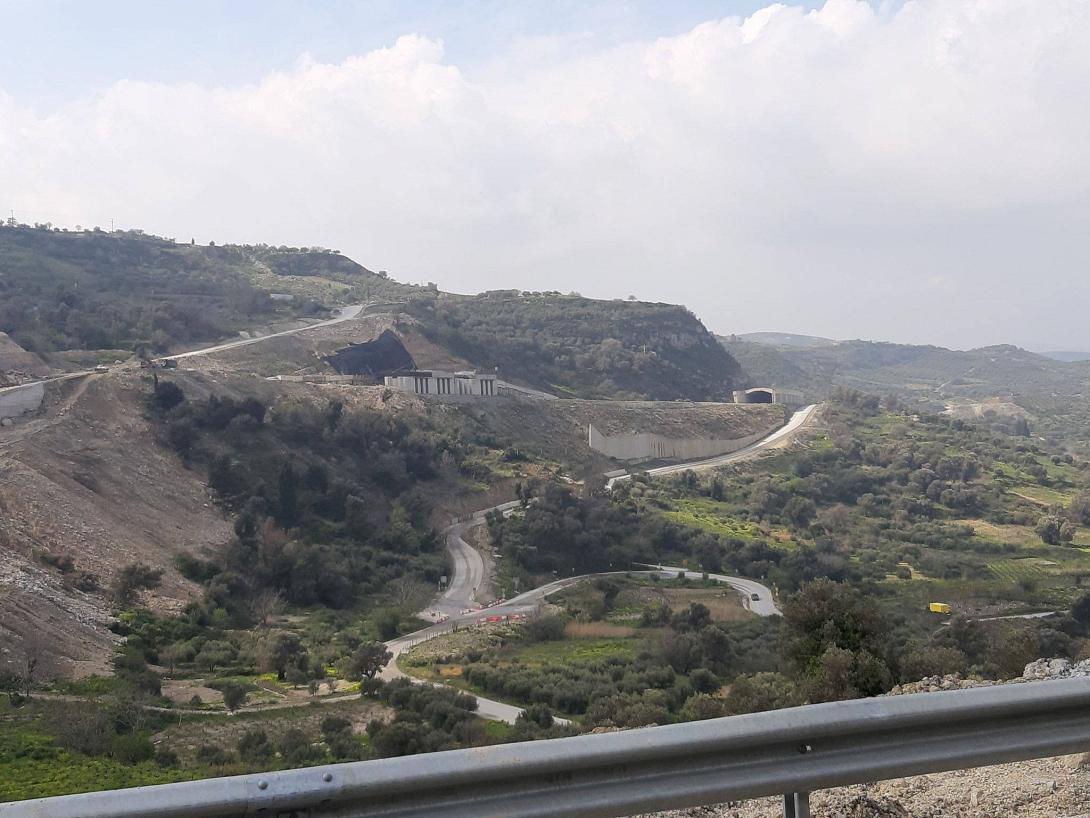 δρομος ηρακλειο μεσαρα.jpg