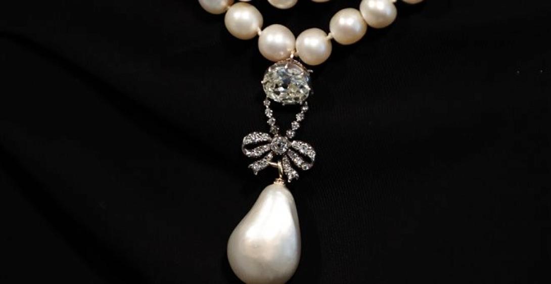 μενταγιόν μαρία αντουανέτα