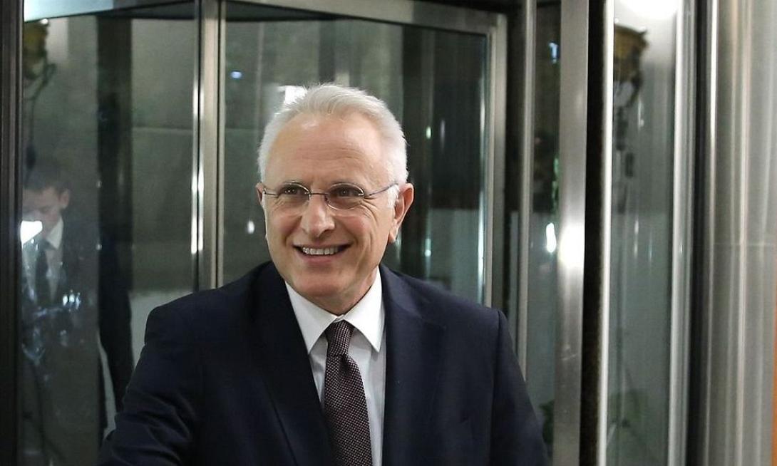 Γιάννης Ραγκούσης