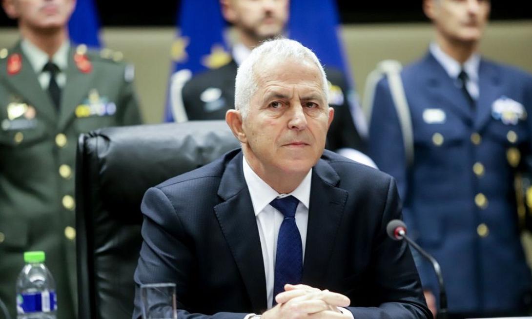 ευάγγελος αποστολάκης