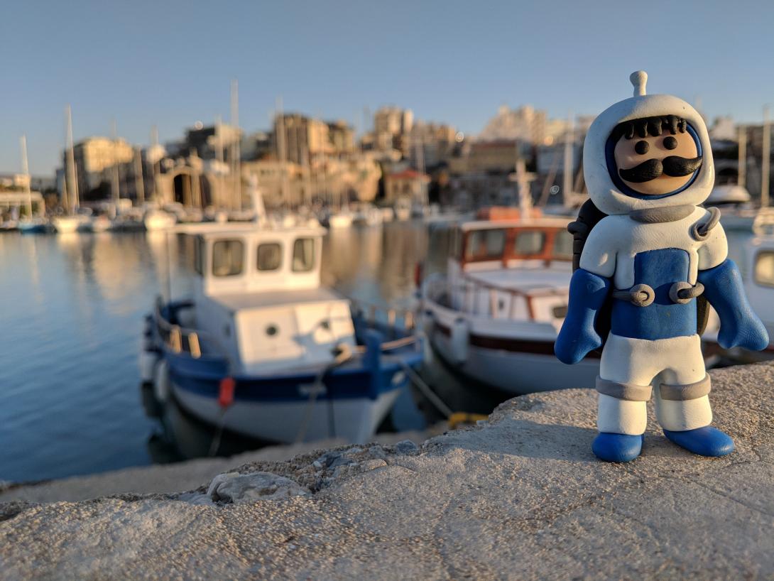 μανουσος κρητικος αστροναυτης.jpg