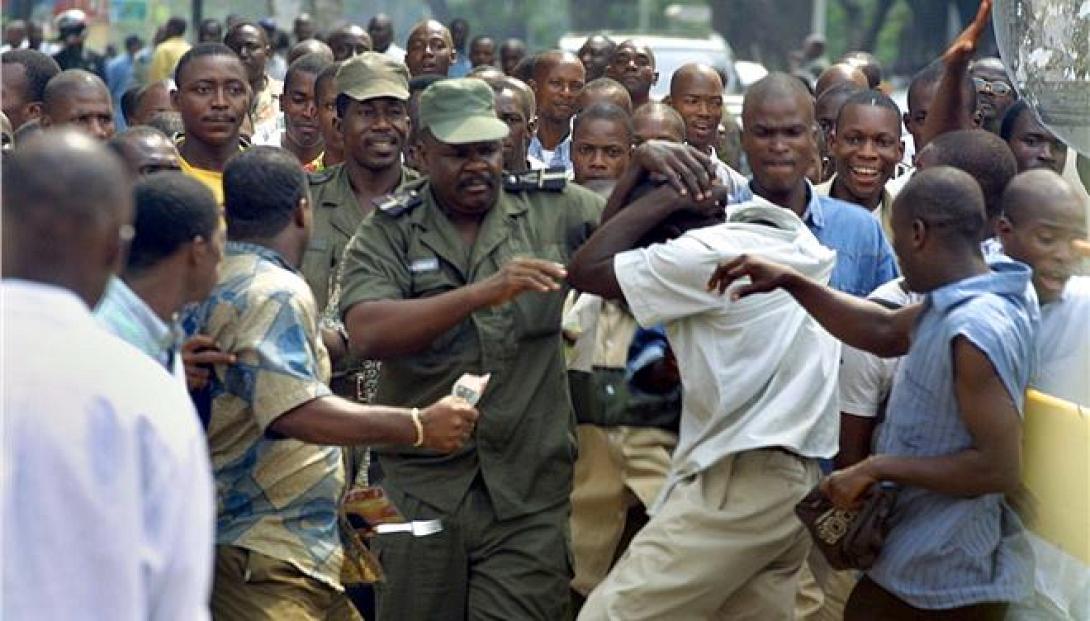 Μπουρκίνα Φάσο: Ο  Ζιντά συναντήθηκε με εκπροσώπους της αντιπολίτευσης