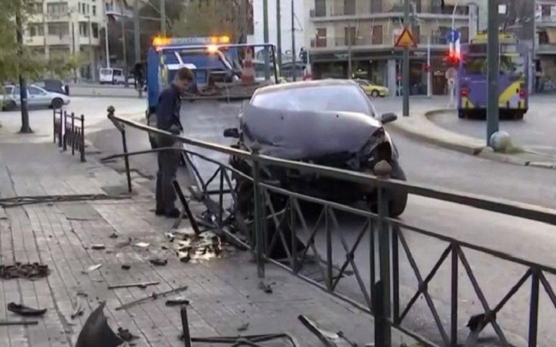 Σοβαρό τροχαίο με γαμπρό την παραμονή του γάμου του.jpg