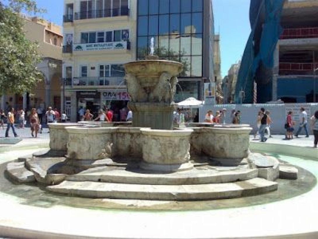 Πλατεία Λιονταριών