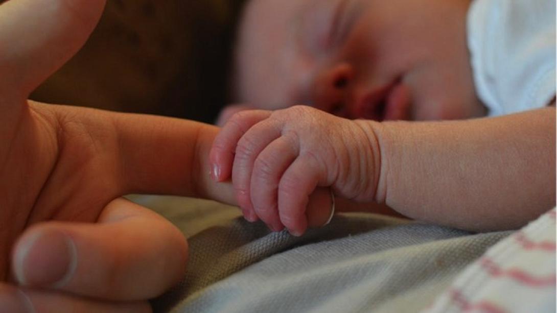 μωρό μητέρα