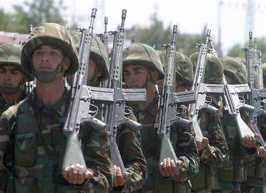 Προσλήψεις 1000 ατόμων στο στρατό